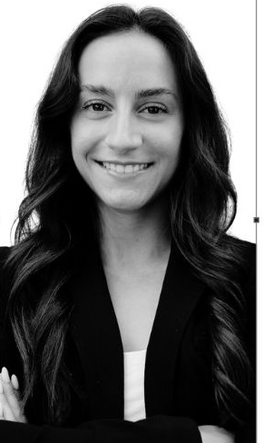 Georgia Papathanasakis, Managing Editor, Features